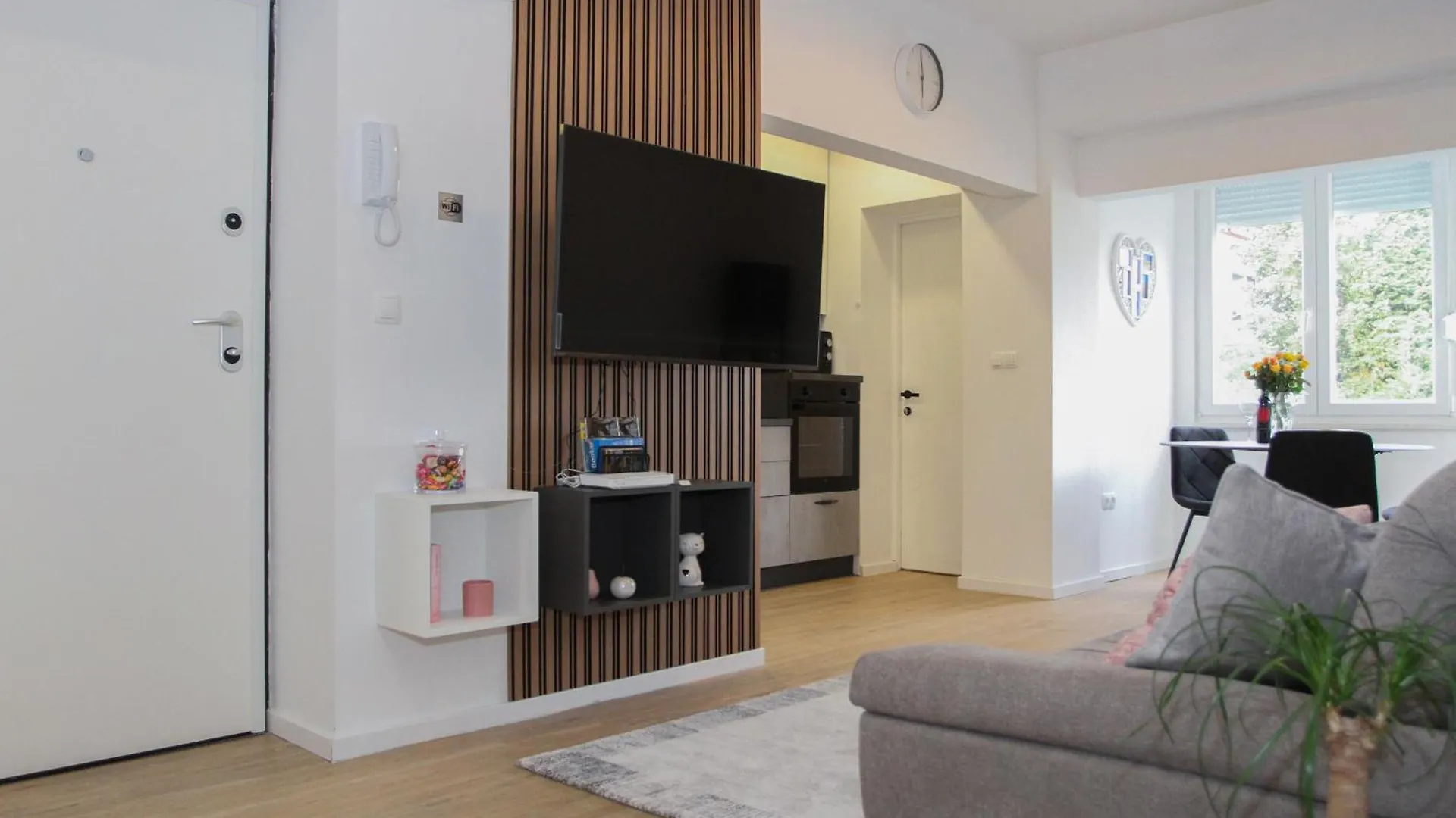 Apartment Marela Split